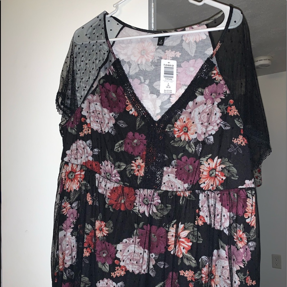 NWT Torrid 2x Shirt